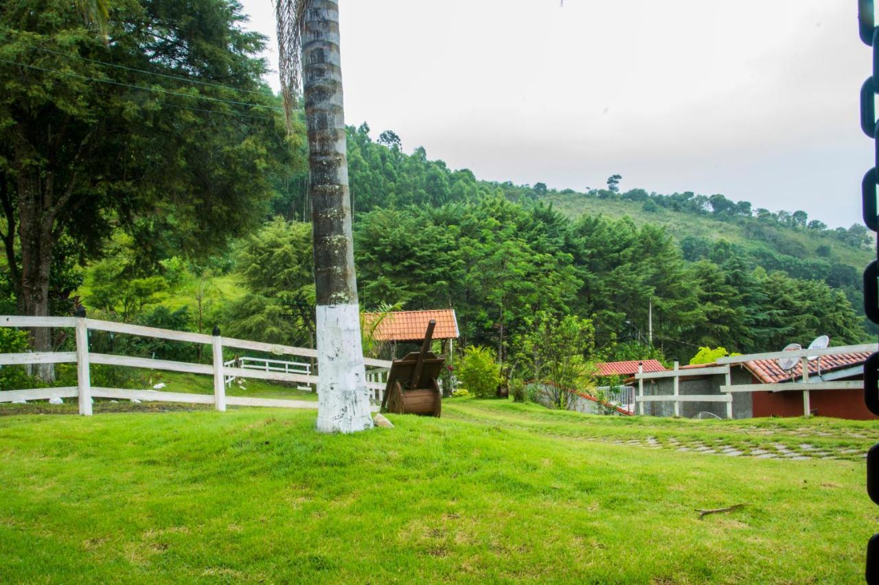 Cantinho Na Roca Villa Santo Antonio do Pinhal Bagian luar foto